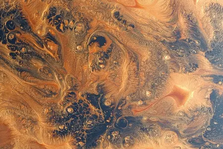 Metalická litá podlaha vzorek